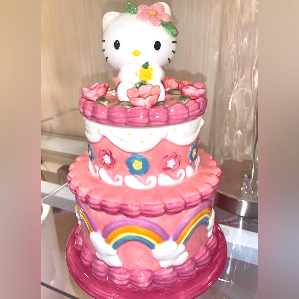 NEW!!!!!! HELLO KITTY BLUE SKY CAKE COOKIE JAR (VHTF)